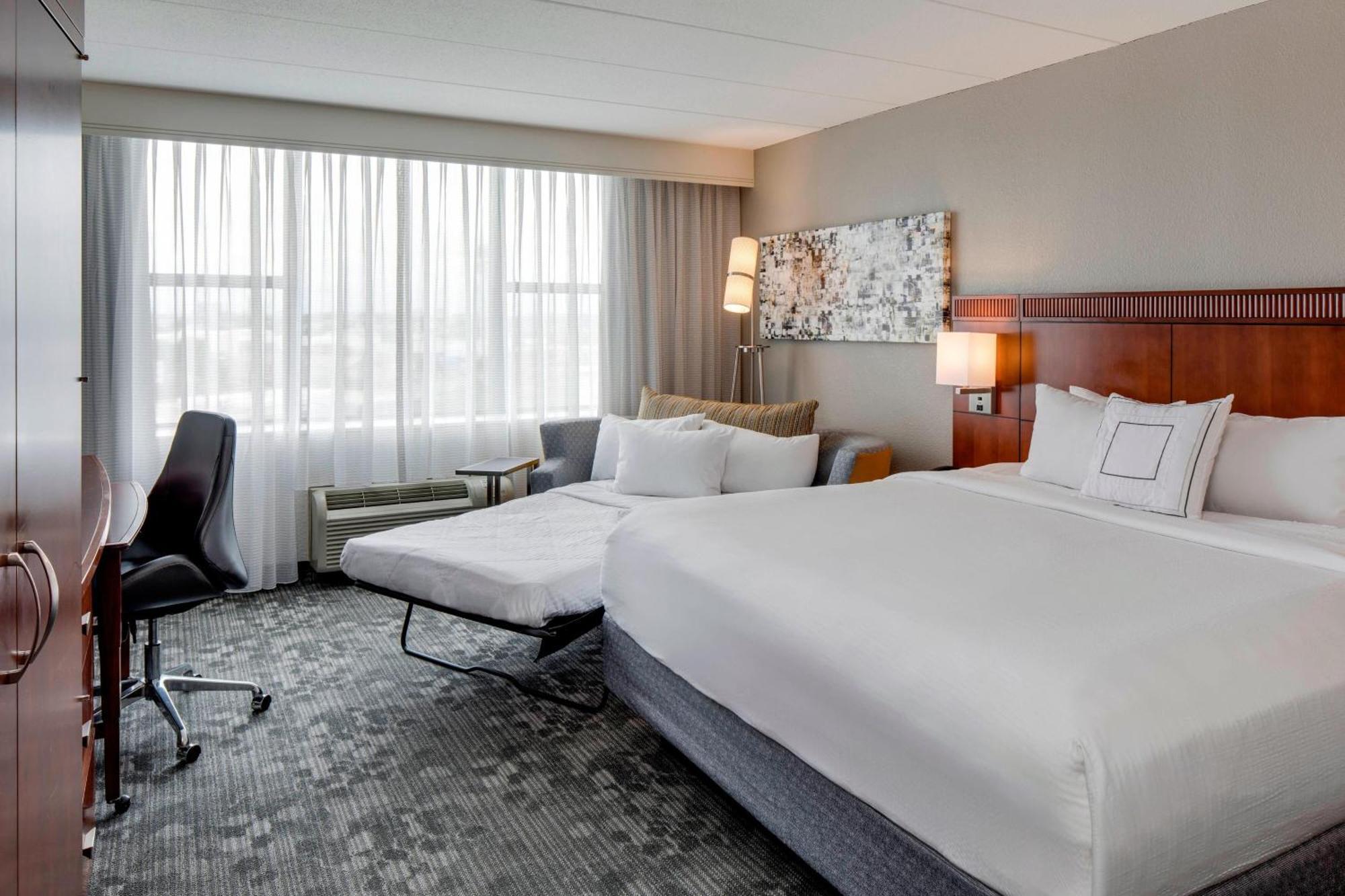 Courtyard By Marriott Boston Logan Airport Otel Dış mekan fotoğraf
